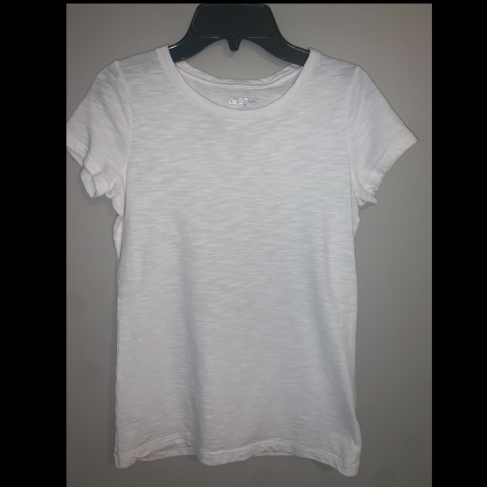 Cat and Jack plain white t shirt